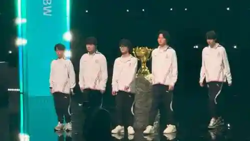 lgd阵容搭配插图1